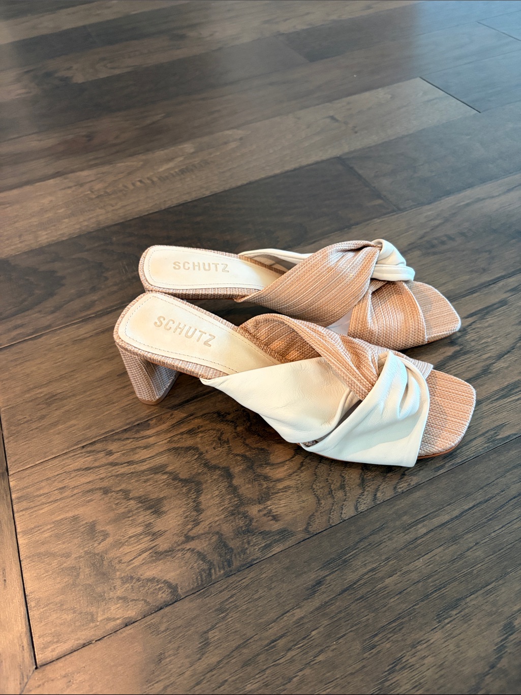 New With Tags Schutz Wendy Sandals Sz 7.5
